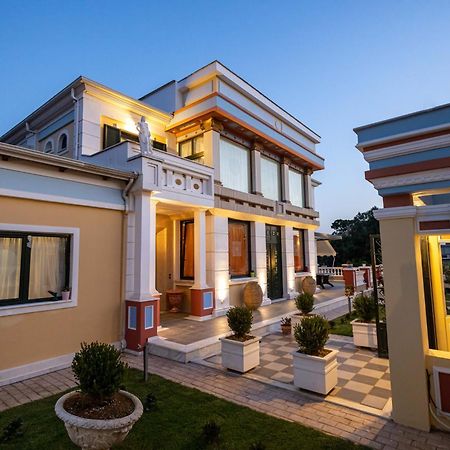 ميتيكاس Reale - Art Luxury Villa المظهر الخارجي الصورة